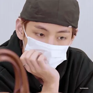 ☁️ 592b3428 V VANTEGIFS คน, ผู้ชาย, คนดัง, หน้ากากอนามัย telegram sticker
