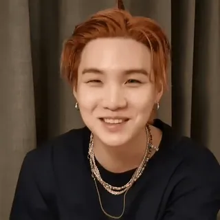 ☁️ 651031c4 Suga K-pop, นักร้อง, ไอดอล, คนดัง, ภาพเหมือน telegram sticker