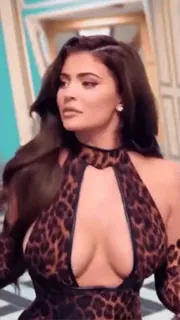 ❤ 51c9e418 女性, 模特, 豹纹, 连衣裙, 时尚, 风格 telegram sticker