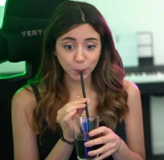 😐 8094248f Frau, trinken, Getränk, Strohhalm, Glas, Porträt telegram sticker