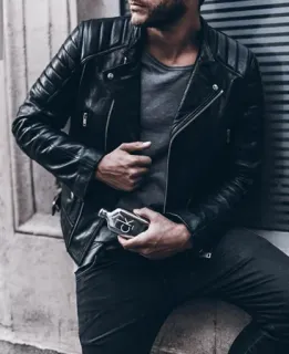 📎 43a13ab6 đàn ông, áo da, thời trang, phong cách, thường ngày, người mẫu telegram sticker