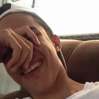 😂 6add2a97 orang, tersenyum, bahagia, remaja, selfie whatsapp sticker