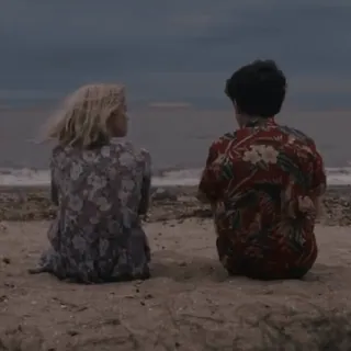 🌊 869655d7 ชายหาด, คู่รัก, ทะเล, ทราย, ความรัก, ความรัก telegram sticker