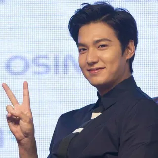 ✌️ 5c6b660b homme, acteur, coréen, portrait, signe de paix, beau whatsapp sticker