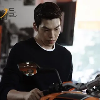 😠 e6250871 homme, moto, portrait, intérieur, véhicule, transport whatsapp sticker