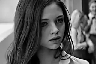 🎫 16a846e0 @ThePaiN 사람, 인물사진, 여자, 얼굴 telegram sticker