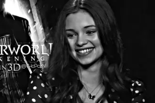 🎫 9934ef50 RWORL
KENIN
IN3D @thePain 여배우, 미소, 인물사진, 영화, 유명인 telegram sticker