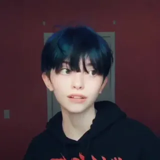 🍂 39eb2ddc pessoa, adolescente, retrato, cabelo curto, moletom com capuz whatsapp sticker