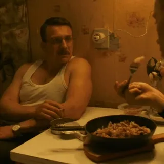 😠 32e6b339 mann, rauchen, tanktop, drinnen, zigarette, essen telegram sticker