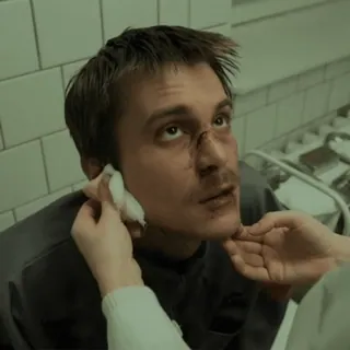 🥺 47666603 Verletzung, Blut, Gesicht, Medizinisch, Schmerz telegram sticker