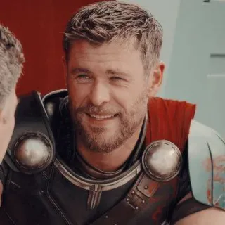 🙂 4b8cced5 Thor thor, marvel, avengers, chris hemsworth telegram sticker