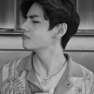 😌 da375f3b V V, BTS, K-Pop, Pop coreano, Idolo telegram sticker