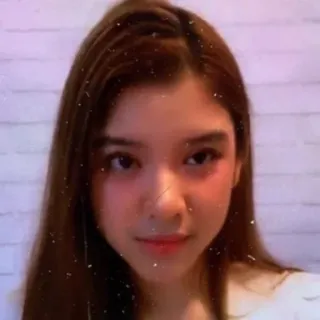 ❄️ f407619f personne, femme, visage, portrait, selfie telegram sticker