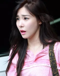 😱 453cb2cb ผู้หญิง, ภาพเหมือน, ผมสีน้ำตาลเข้ม, คน, สีชมพู, ผมยาว telegram sticker