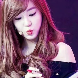 😗 d12966c1 ผู้หญิง, ภาพเหมือน, คน, เด็กผู้หญิง, เกาหลี telegram sticker