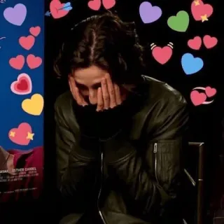 ❤️ 174a86f5 mujer, corazones, retrato, emoción, llorando, amor telegram sticker