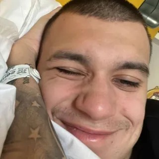 🥰 72b55e60 telegram sticker