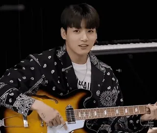 😗 bba4d28d Jeon Jungkook kpop, muziek, gitaar, zanger, muzikant, bts, jungkook telegram sticker