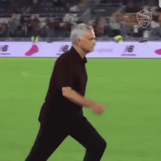 🏃‍♂️ 59c52bb6 José Mourinho футбол, футбол, тренер, Жозе Моуринью, Рома, бег whatsapp sticker