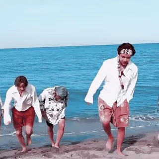 🖇 5f445ae7 ビーチ, 男性, 海, 砂, トロピカル, 夏, バケーション, グループ telegram sticker