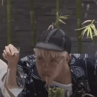 J-hope :: @fStikBot whatsapp stickers