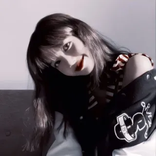 😵‍💫 3211df3f 人, 女性, 女の子, ポートレート, ファッション, スタイル telegram sticker