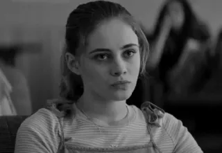 🔗 b4e0fb33 mujer, cara, retrato, persona, joven adulto, blanco y negro telegram sticker