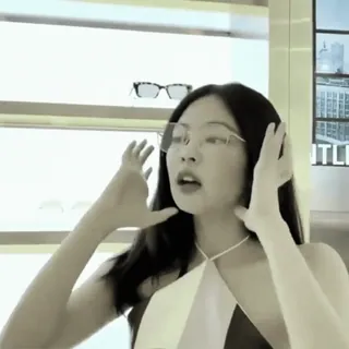 🤟 f3b38ebb Jennie kpop, jennie, kacamata, wanita, kacamata hitam, asia telegram sticker