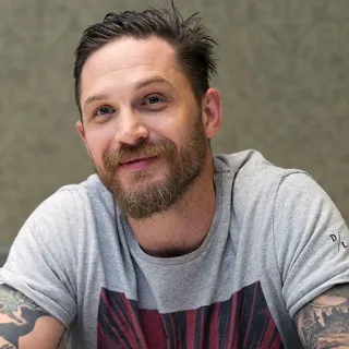 🙂 baba4ede Tom Hardy ator, homem, barba, retrato, celebridade telegram sticker