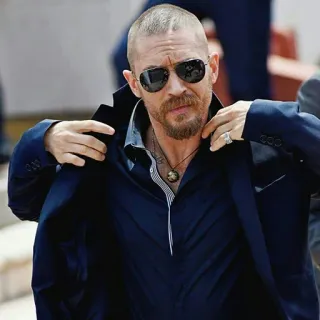 😎 c50577c6 Tom Hardy ator, homem, óculos de sol, masculino telegram sticker
