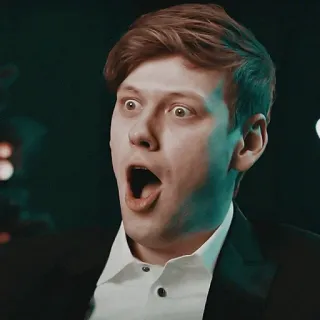 😮 0543c0bd uomo, sorpresa, bocca aperta, shock, stupore, capelli rossi, smoking telegram sticker