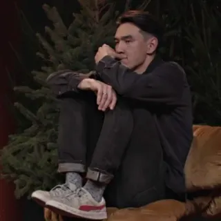 🤨 e33ea9b1 telegram sticker