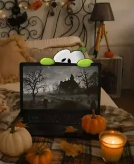 😂 3b7c039f halloween, laptop, labu, musim gugur, lilin, musim gugur, nyaman, dekorasi telegram sticker