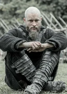 🩸 35e71ef3 Ragnar Lothbrok Vikings Рагнар, Лодброк, Викинги, Сериал, Трэвис Фиммел, Викинг, История telegram sticker