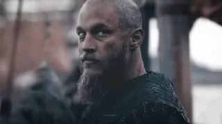 🩸 8d4ff8c8 Ragnar Lothbrok Vikings Викинги, Рагнар, Трэвис Фиммел, воин, исторический, сериал, персонаж, лидер telegram sticker