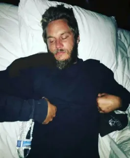 🩸 d2c8560b мужчина, спит, кровать, борода, человек, мужской telegram sticker