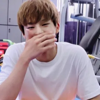 🤭 9c1abe49 telegram sticker