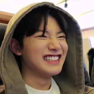 🥰 04030c35 telegram sticker