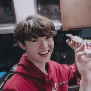 🥰 0e3efc3e personne, sourire, intérieur, portrait, heureux telegram sticker