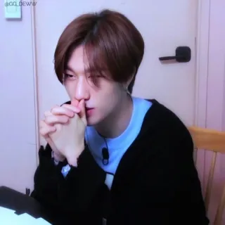 🤔 3652d771 @GG_DEWW telegram sticker