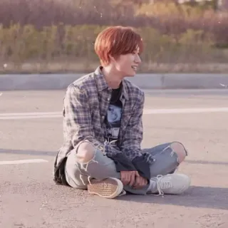 🥰 5f7762d6 telegram sticker