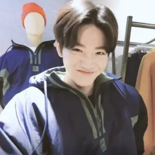 🥰 dc4e582a telegram sticker