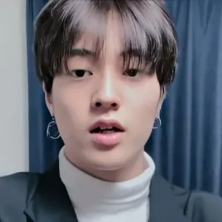 🥰 ee880cce personne, homme, visage, portrait, photo d'identité telegram sticker