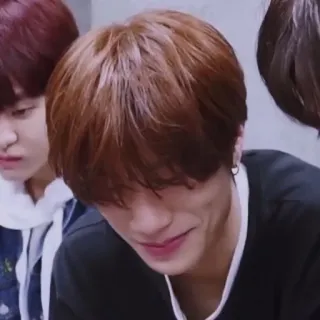 🙃 f3553e77 telegram sticker