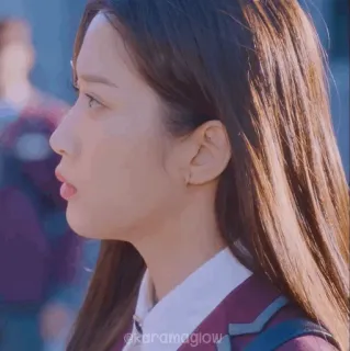 😟 e3ef2808 @karamaglow whatsapp sticker