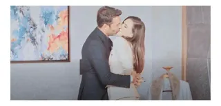 👫 49727549 จูบ, คู่รัก, โรแมนติก, ความรักใคร่, ความรัก, ความสัมพันธ์ telegram sticker