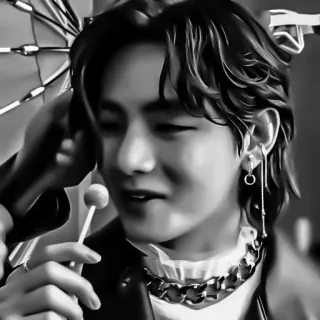 🖇 e9074454 V K-pop, Thần tượng, Ca sĩ, BTS, Taehyung telegram sticker