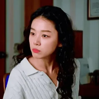 ❤️‍🔥 0051a972 woman, portrait, person, curly hair, asian, actress, smile telegram sticker