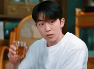 🤩 7da95b77 telegram sticker