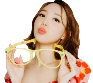 😘 65435ff0 mujer, gafas, retrato, celebridad, coreano, ídolo whatsapp sticker